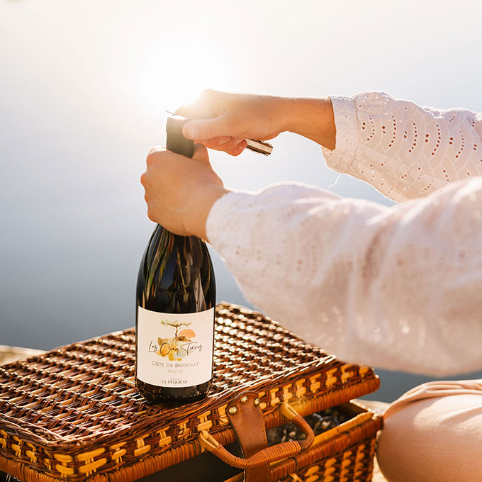 Apéritif au coucher de soleil sur la Saône